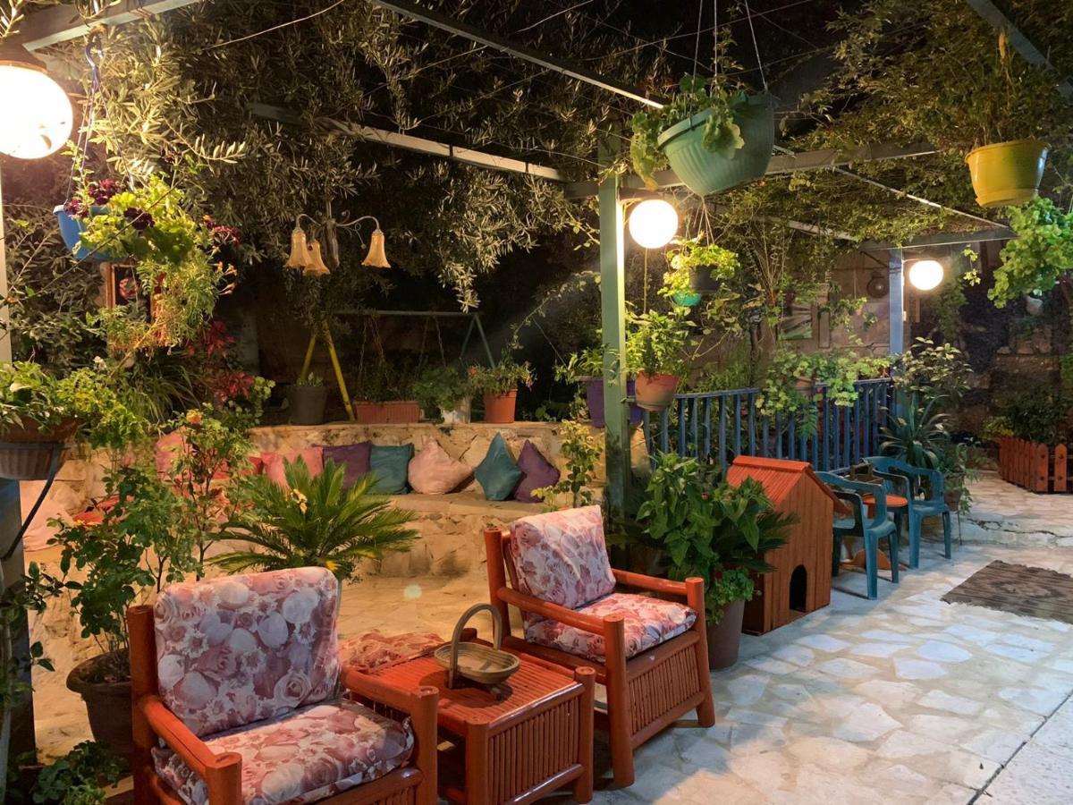 بيت الطبيعة Nature House Jarash Exterior foto